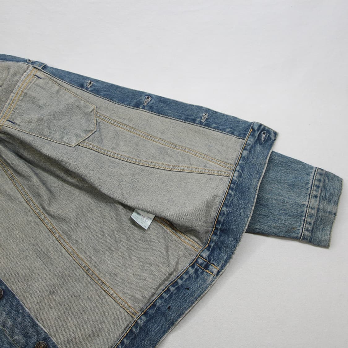 (착용컷) EDWIN 데님 트러커 자켓 (남성용 98) 상품이미지7