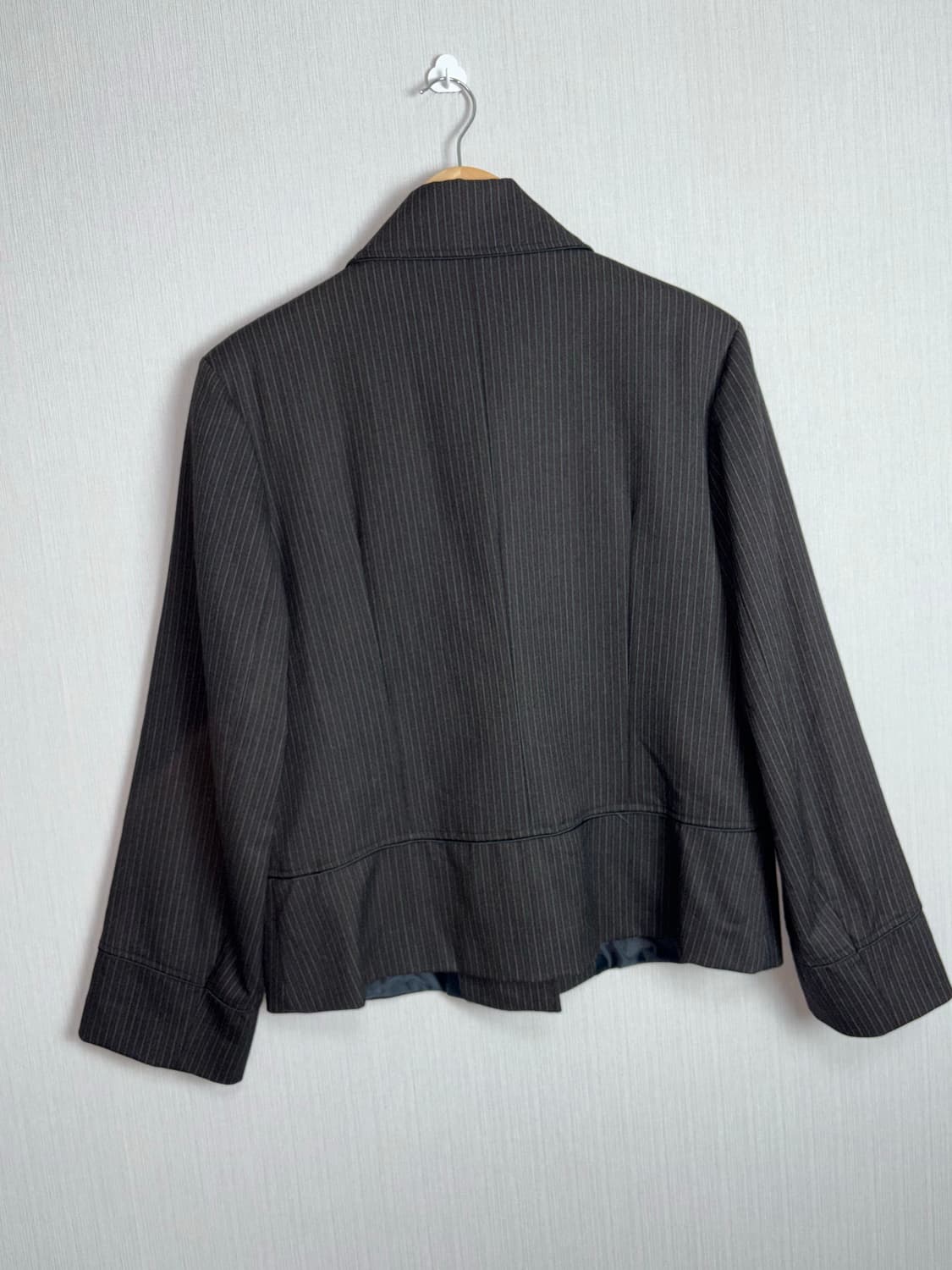 블랙-와인 스트라이프 숏 자켓 상품이미지8