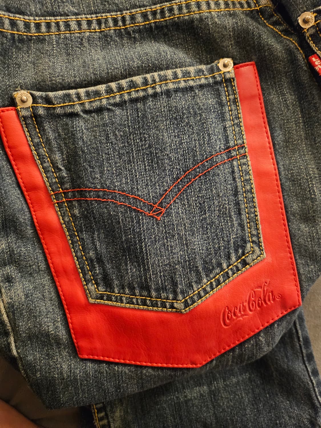 일본(29-30)리바이스x코카콜라 01's한정판 3D 커브 데님 팬츠 상품이미지4
