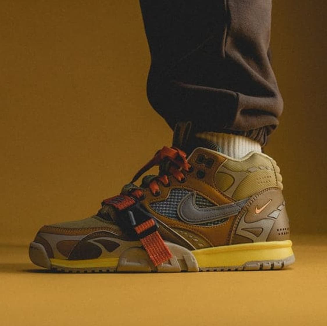 280 나이키 에어 트레이너 1 SP 코리앤더 1회착 DH7338-300 상품이미지1