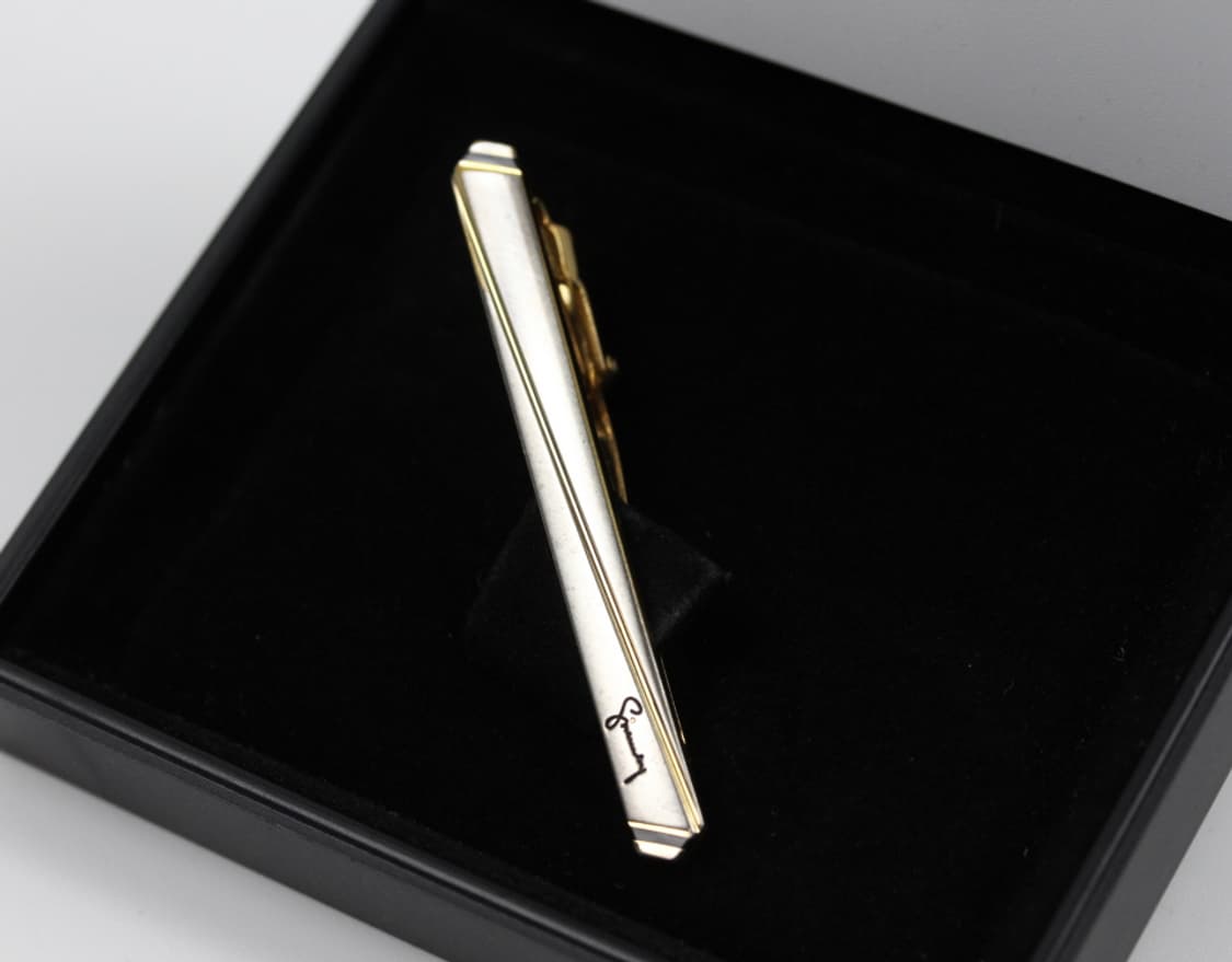 지방시 B+등급 5.2cm 남자 명품 넥타이핀 상품이미지1