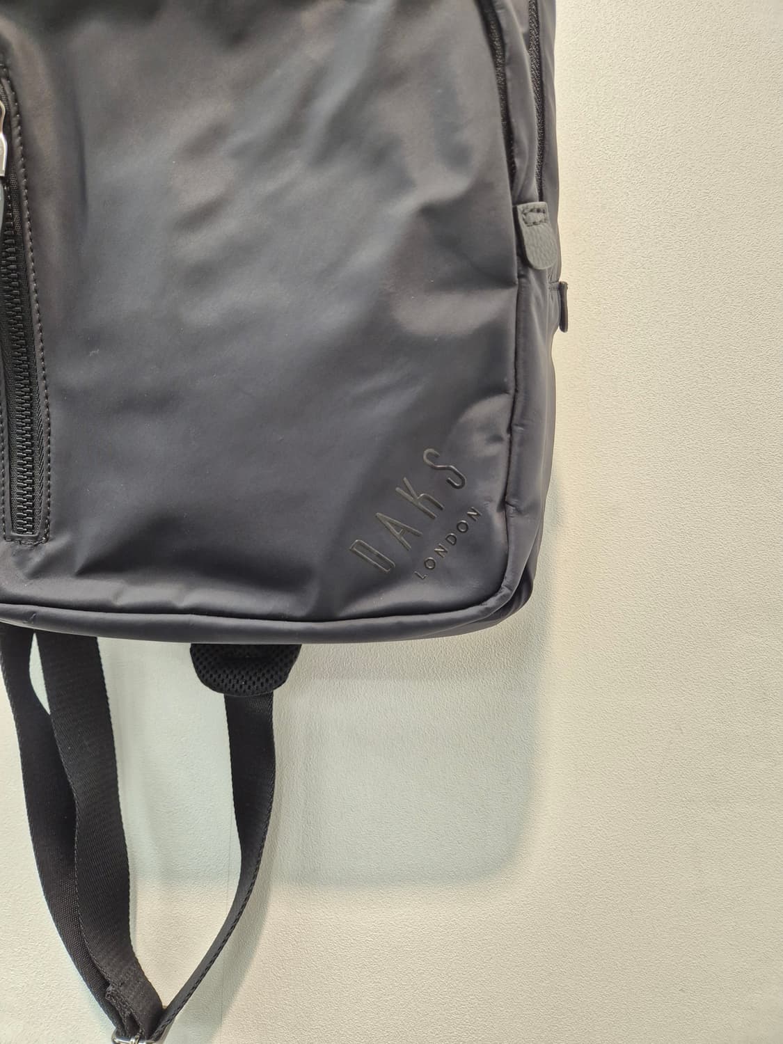 닥스 블랙 미니 크로스백 상품이미지2