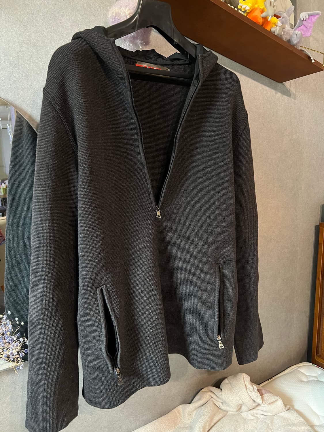 프라다 스포츠 울 하프 집업 prada sports 상품이미지2