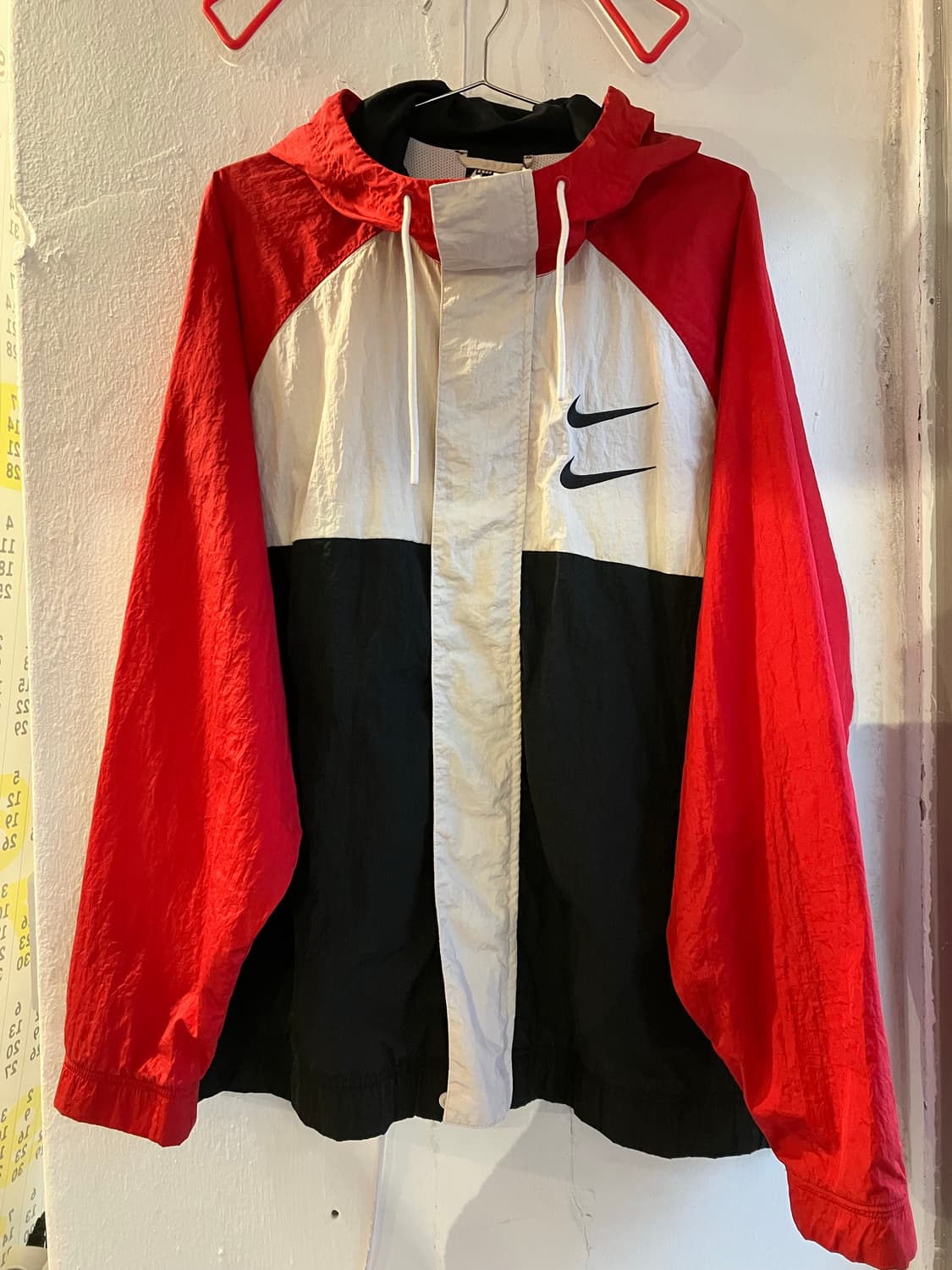 Nike 스우시 바람막이 XL 상품이미지1