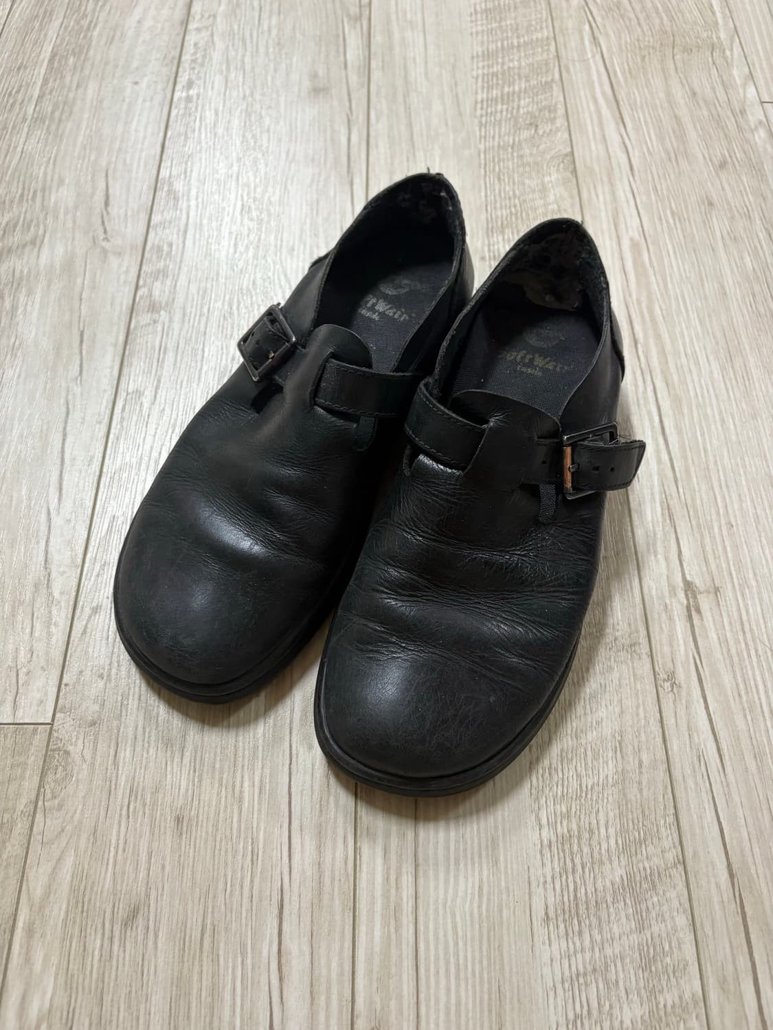 닥터마틴 패트리샤 블랙 240 상품이미지1