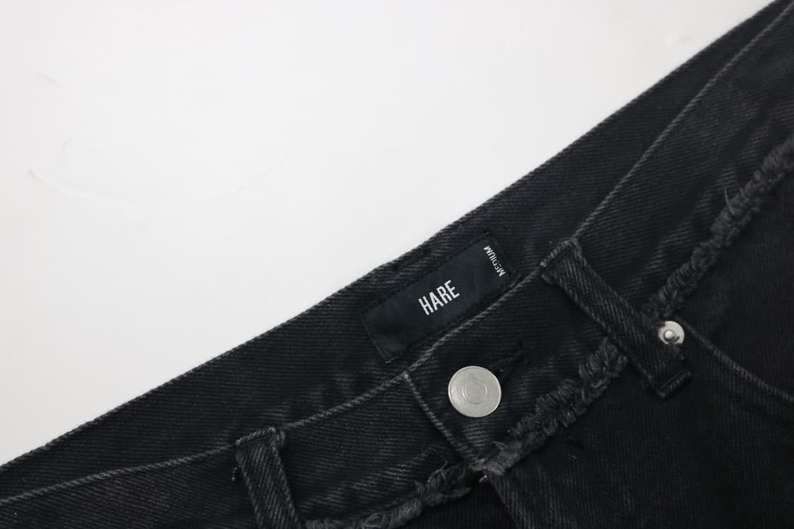 HARE 하레 절개 라인 프링지 블랙 데님 팬츠 (M) 상품이미지4