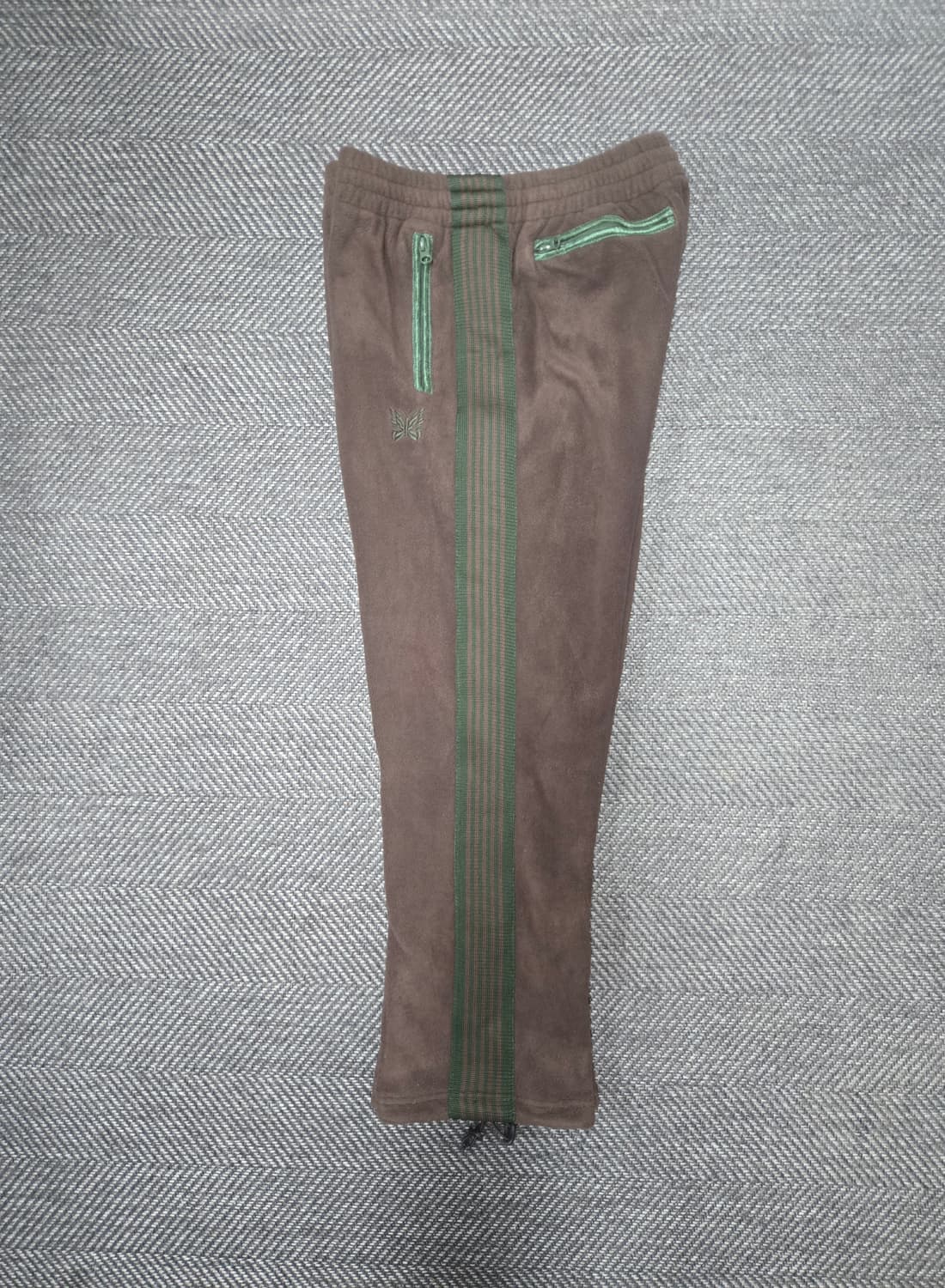 니들스 플리스 트랙 팬츠 브라운 그린 상품이미지2