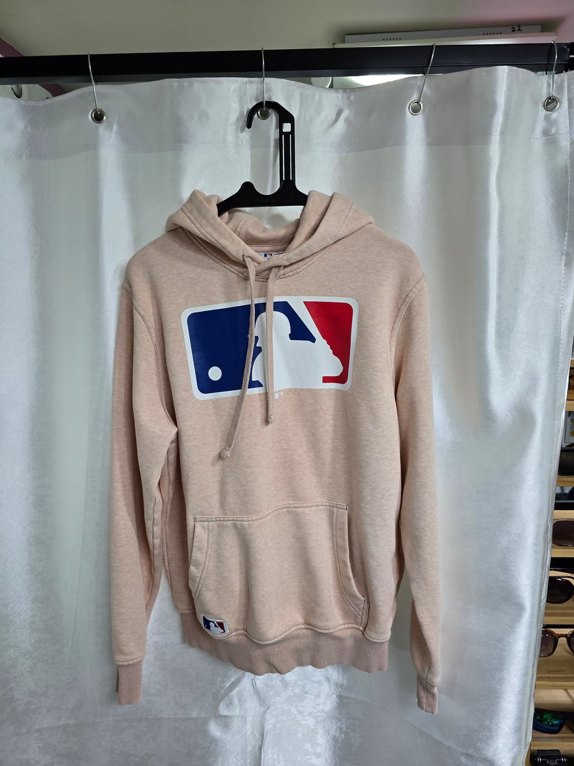 뉴에라 엠엘비 핑크색 후드티 (1462) 상품이미지1