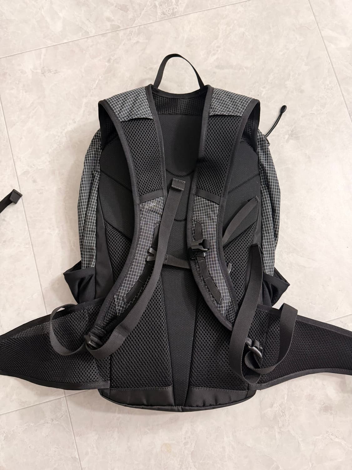 살로몬 트레일블레이저 20 커뮤터 블랙 상품이미지3