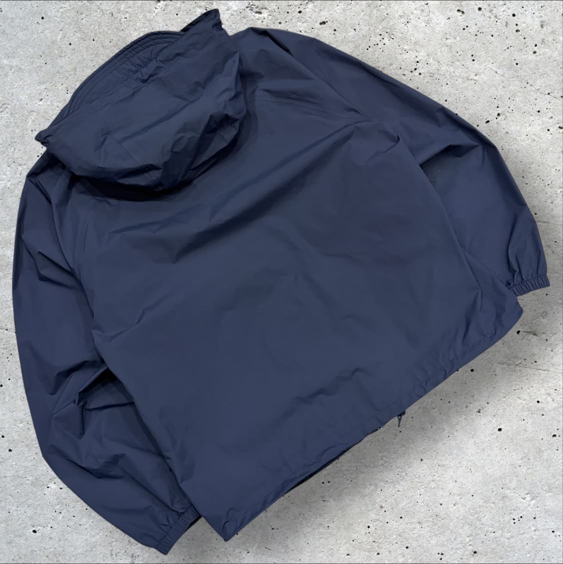 [XS] A.P.C 아페쎄 x 아식스 후드 바람막이 네이비 C352 상품이미지2