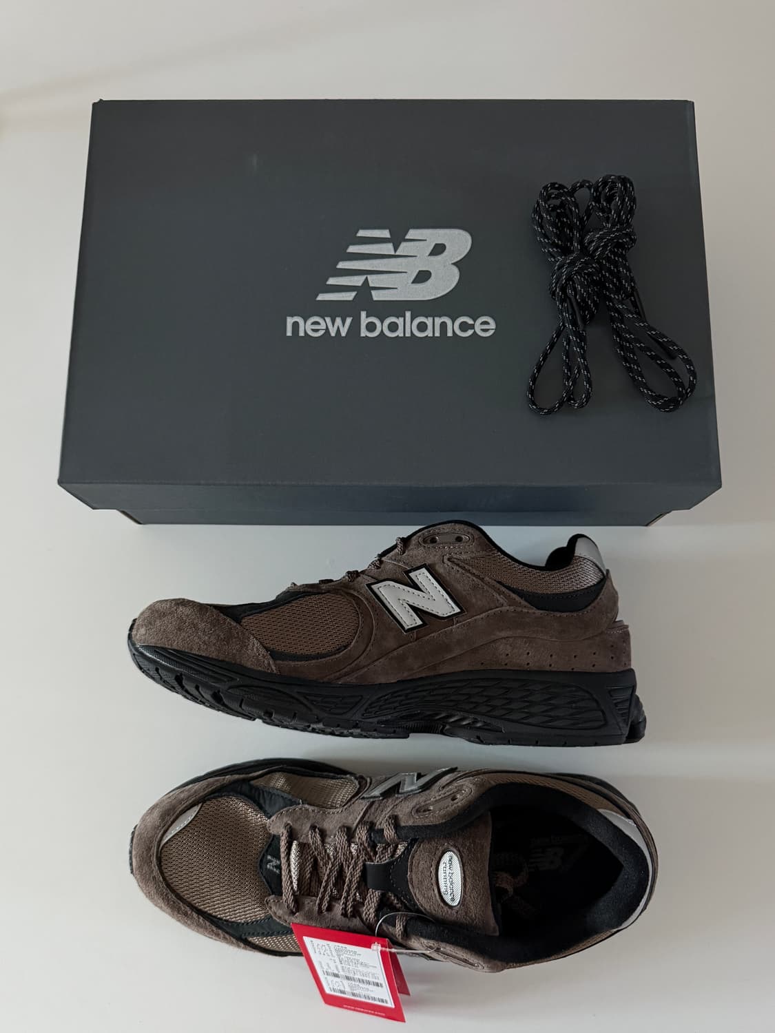 (새상품급) 뉴발란스 2002R 상품이미지1