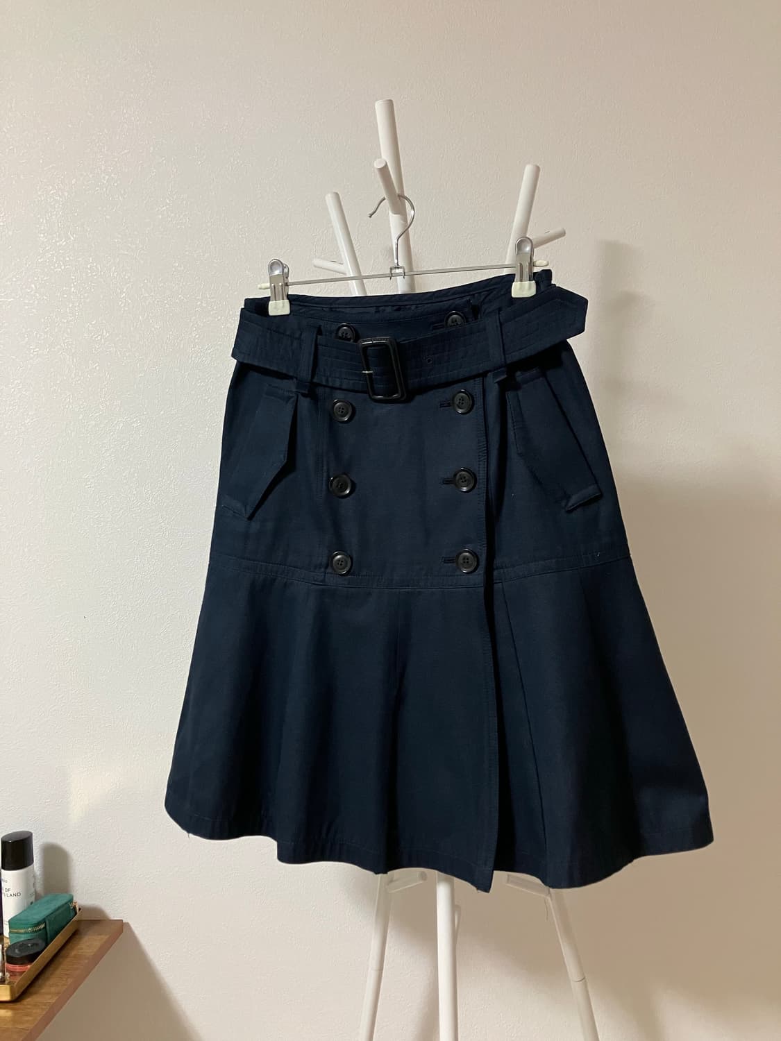 일본빈티지 미쉘클랑 네이비 버튼스커트 상품이미지1