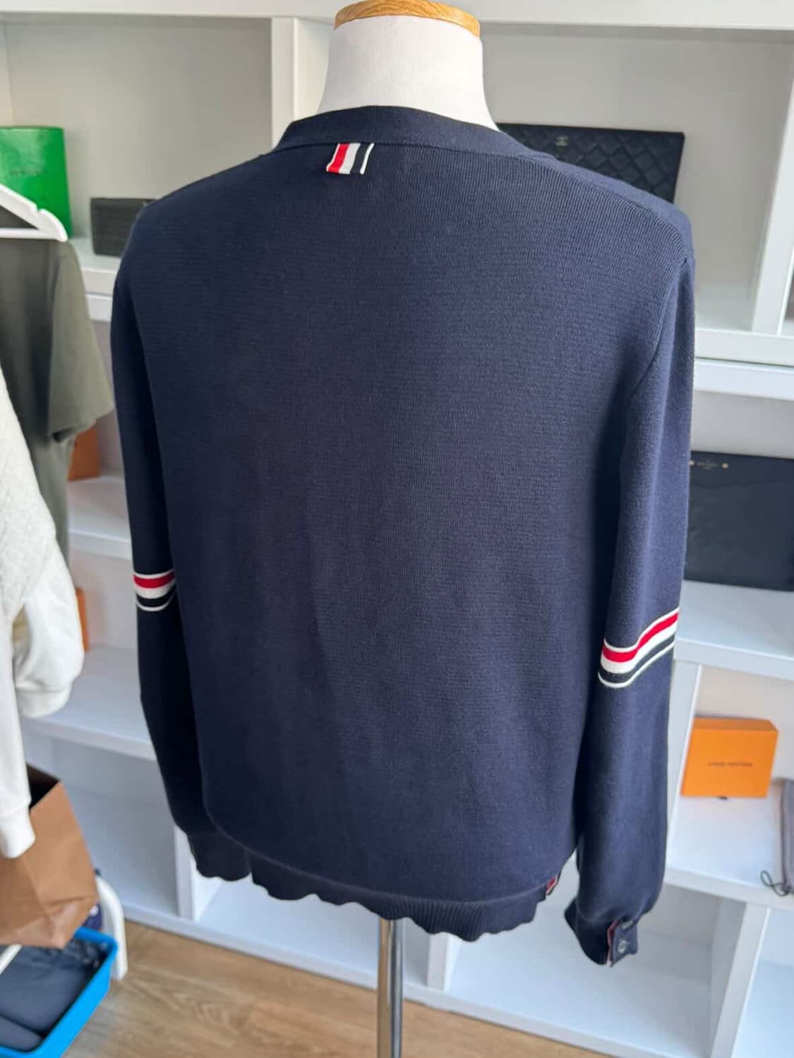 톰브라운 암밴드 밀라노스티치 가디건 상품이미지2