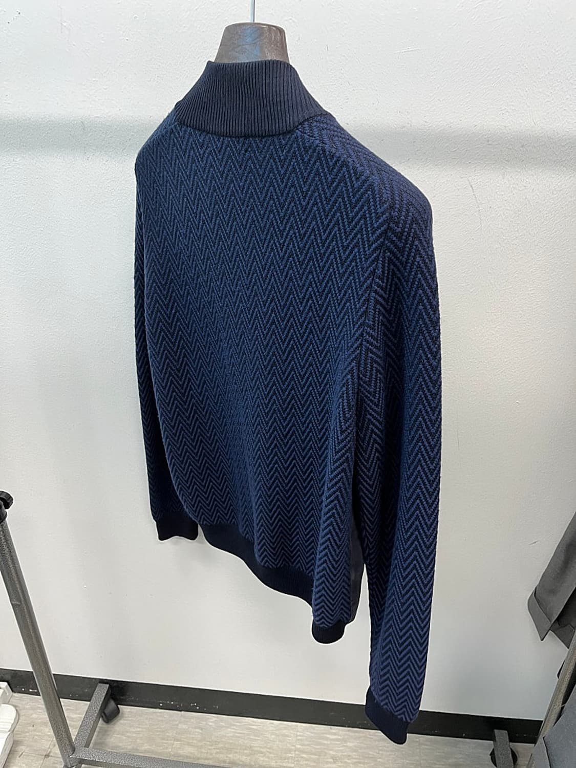 100) 에스티듀퐁 스웨이드 헤링본 니트집업 상품이미지2