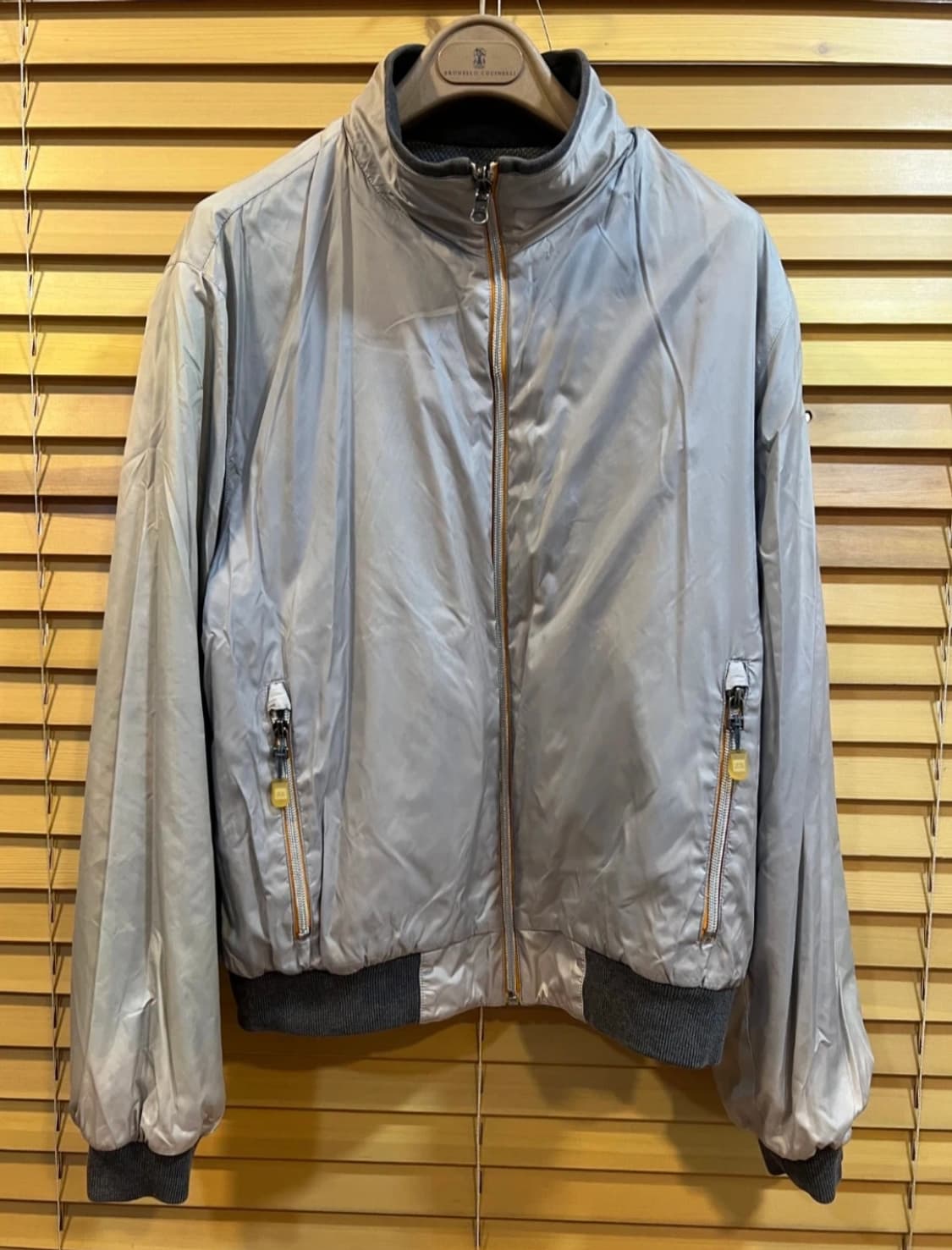 제냐스포츠 남성 그레이 리버서블 양면점퍼 
 상품이미지2