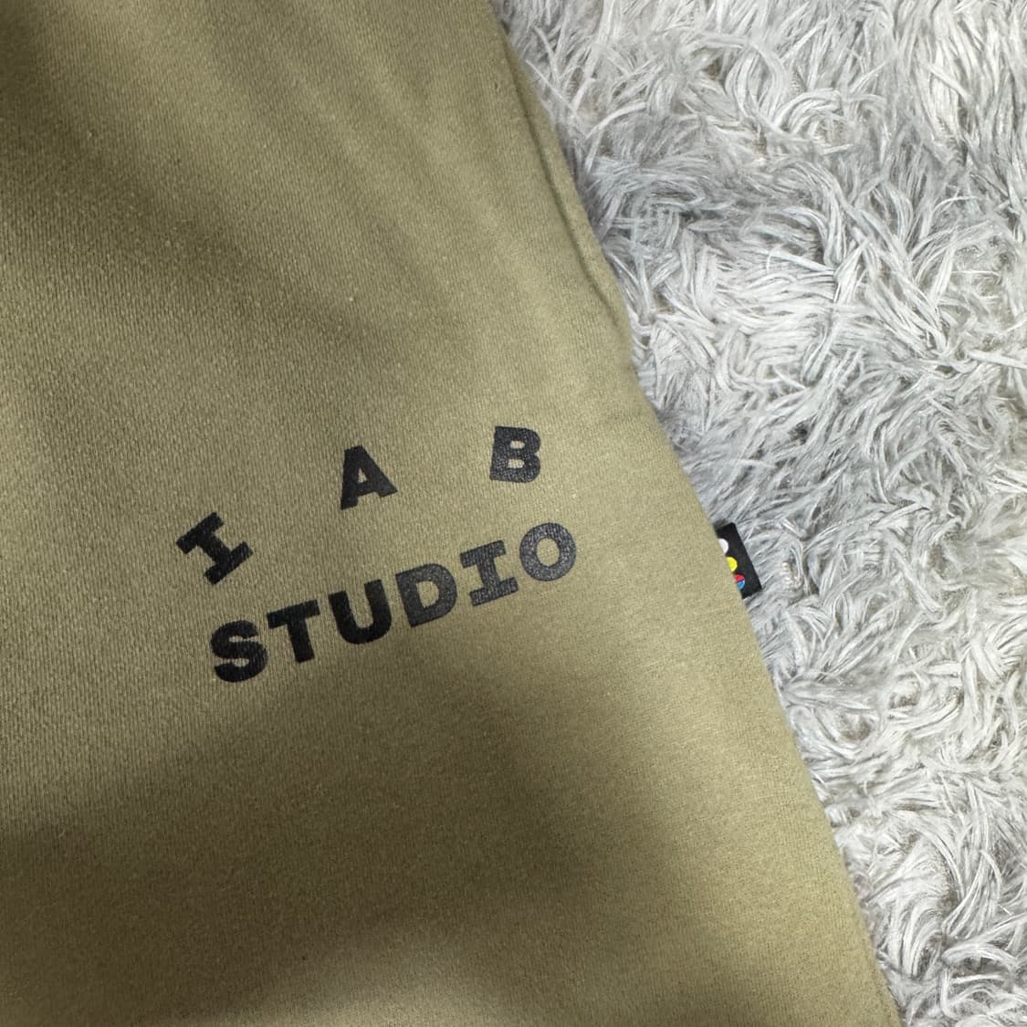 아이앱스튜디오 조거팬츠 M사이즈 올리브색 상품이미지2