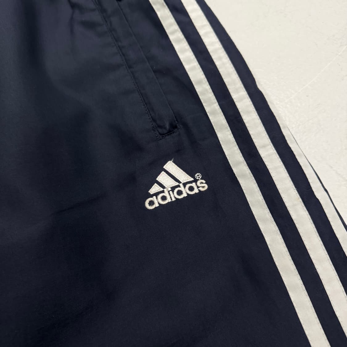 아디다스 90s 삼선 올드스쿨 바람막이 트랙팬츠 상품이미지3