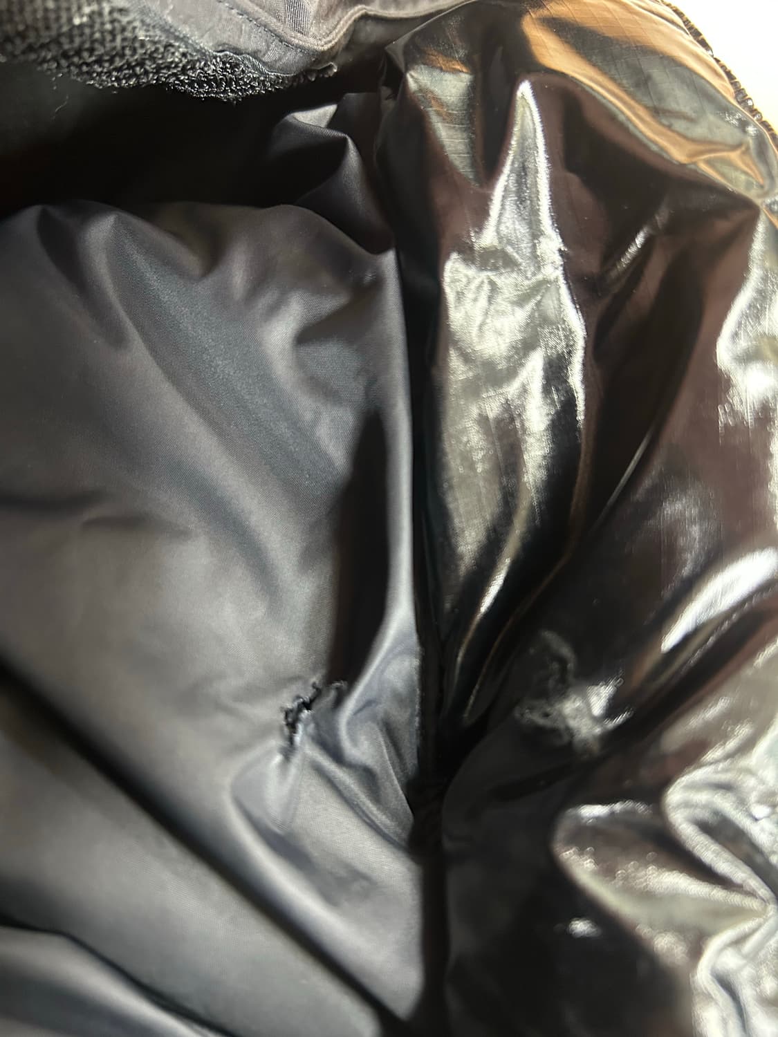 슈프림x노스페이스700 필다운 패딩블랙 상품이미지4