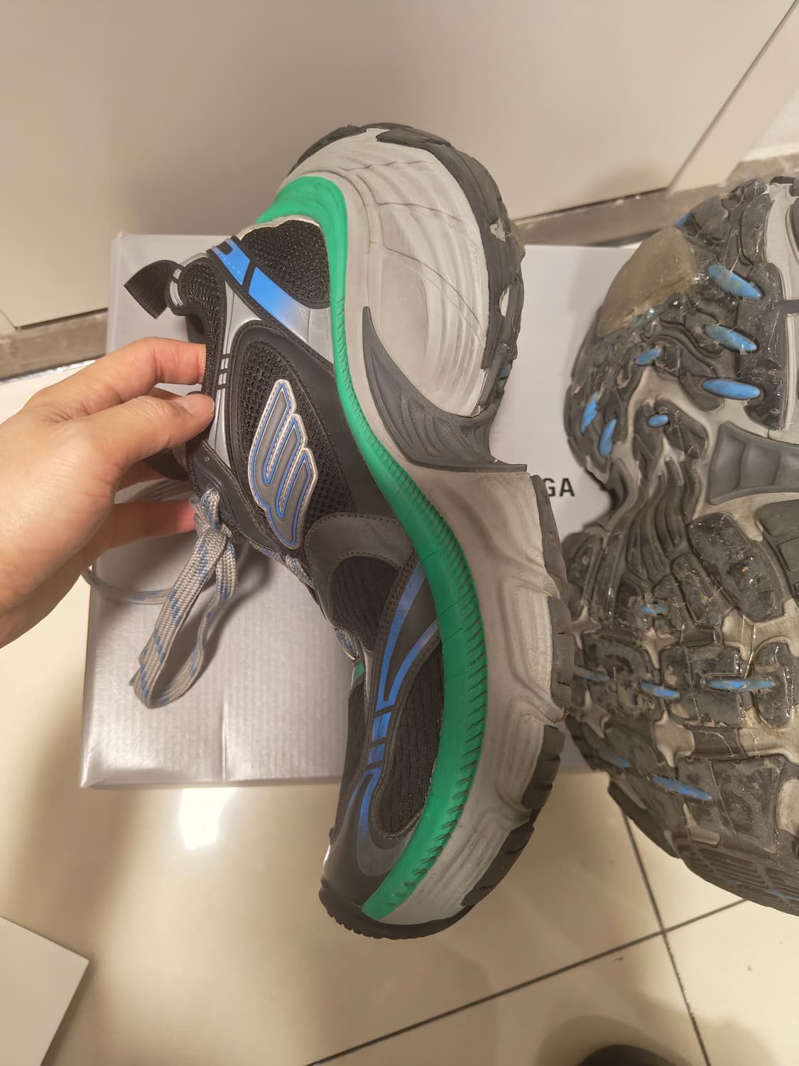 발렌시아가 10xl 런웨이 42 상품이미지7