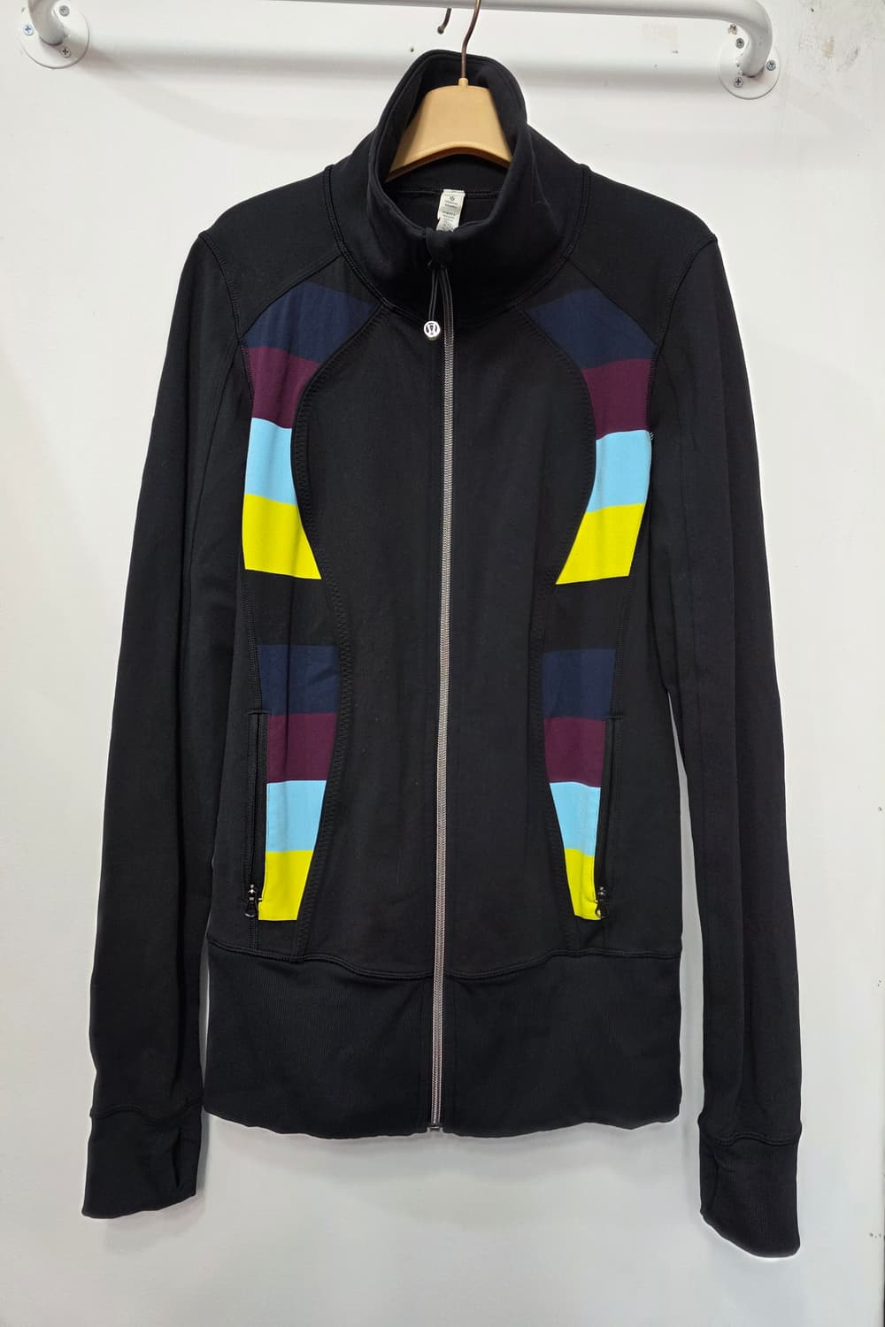 룰루레몬 여성 집업 상품이미지1