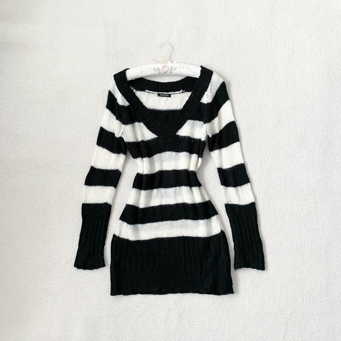 너드모리 오네갸루 스트라이프 니트 원피스 상품이미지1