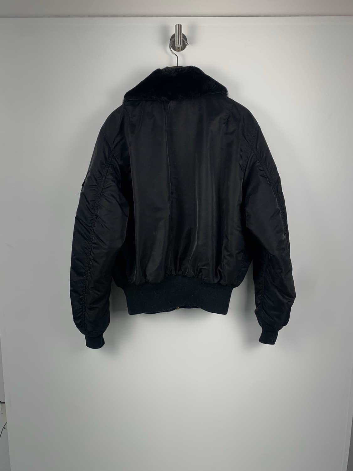 알파인더스트리 B-15 블랙 항공 점퍼 상품이미지3