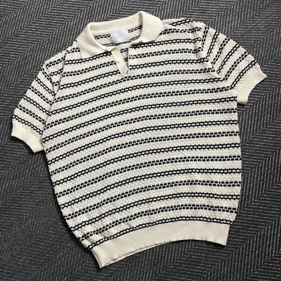 Gentlecover 스트라이프 패턴 오픈 카라 니트 반팔 y 4564 상품이미지1