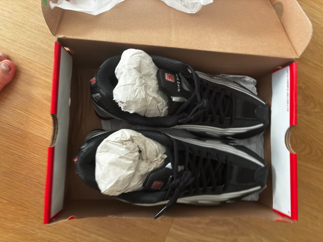 나이키 샥스 r4 메탈릭 실버 280사이즈 상품이미지2