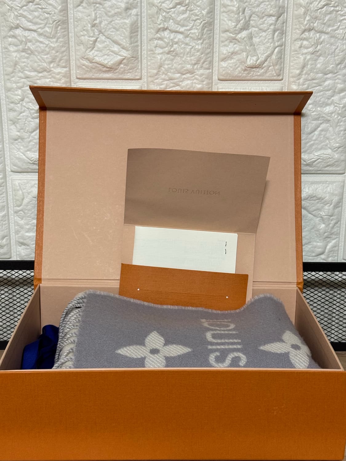 [OS] 루이비통 에샤르프 레이캬비크 캐시미어 머플러 상품이미지1