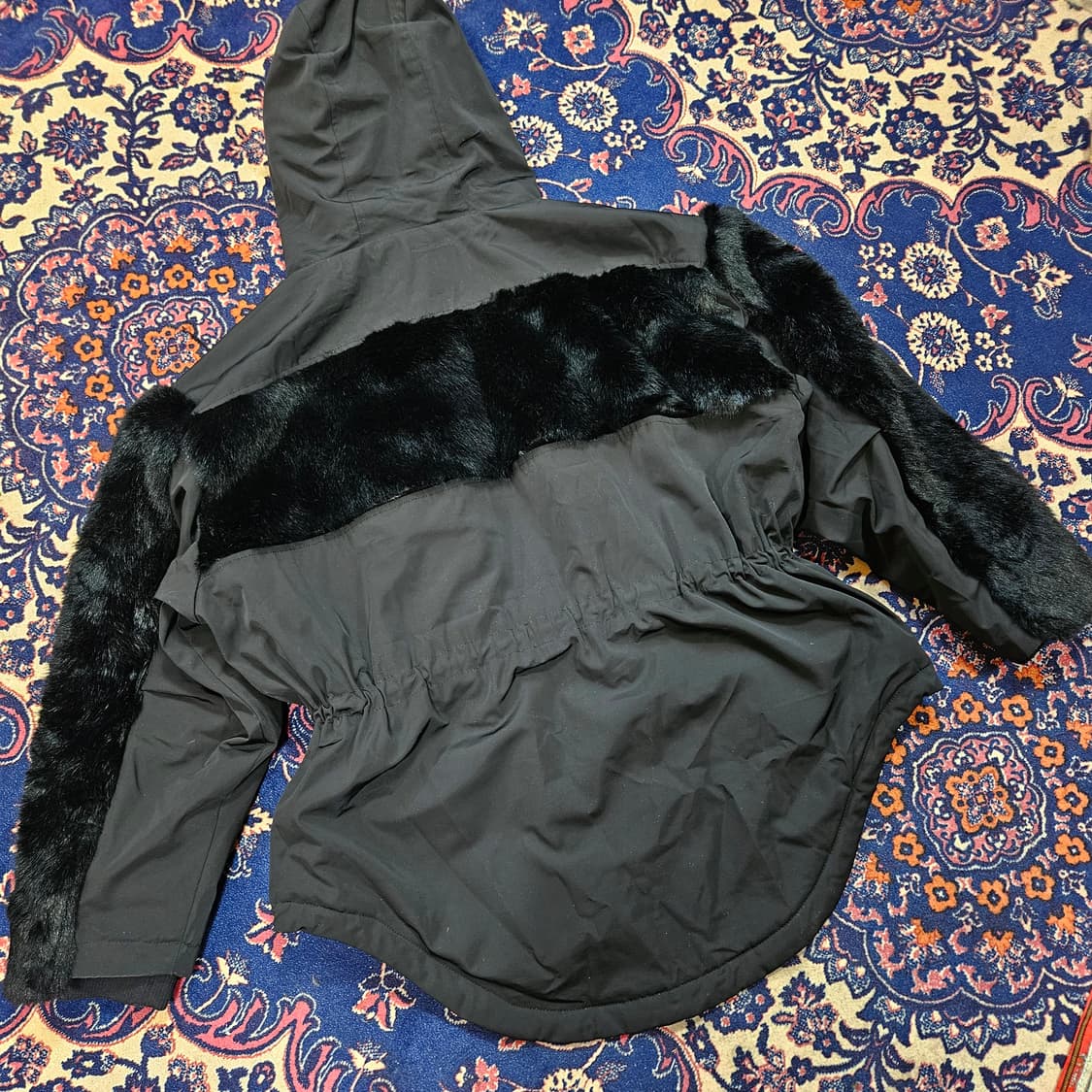 몰리올리(Molliolli) 사이드 퍼 라인 후드 자켓 상품이미지2