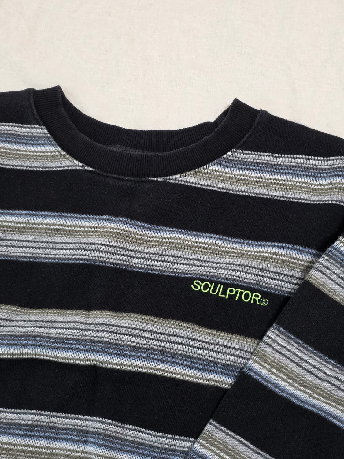 SCULPTOR 스컬프터 스트라이프 맨투맨 상품이미지3