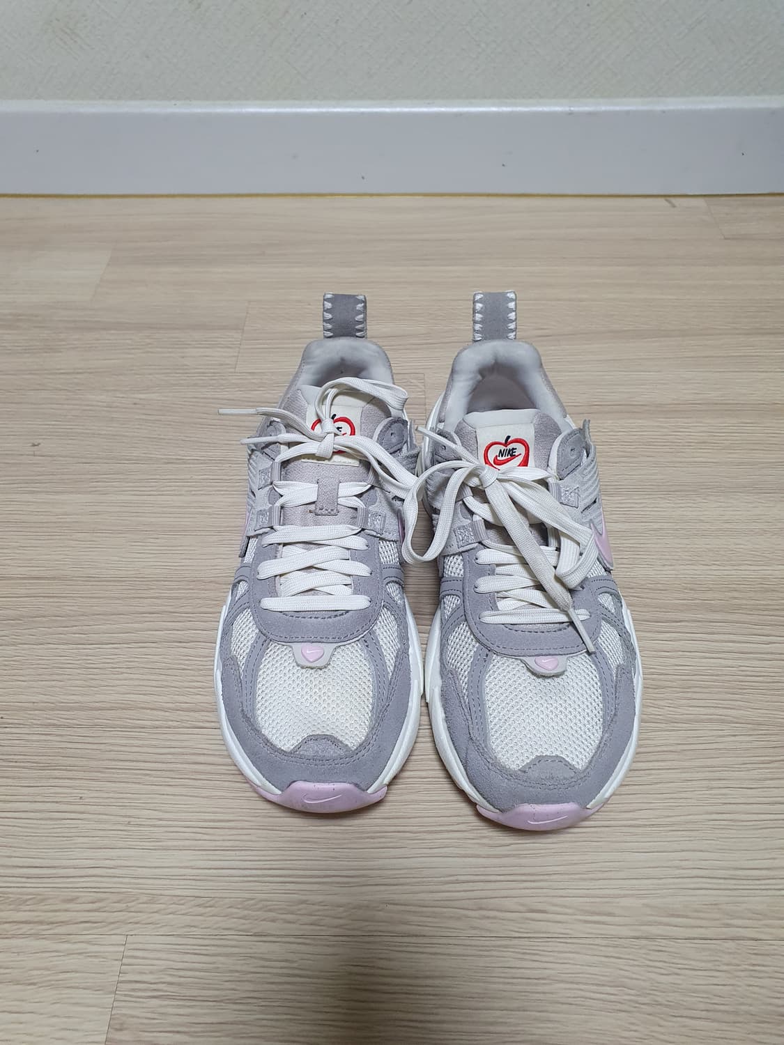 나이키 v2k 런 운동화 250 상품이미지3