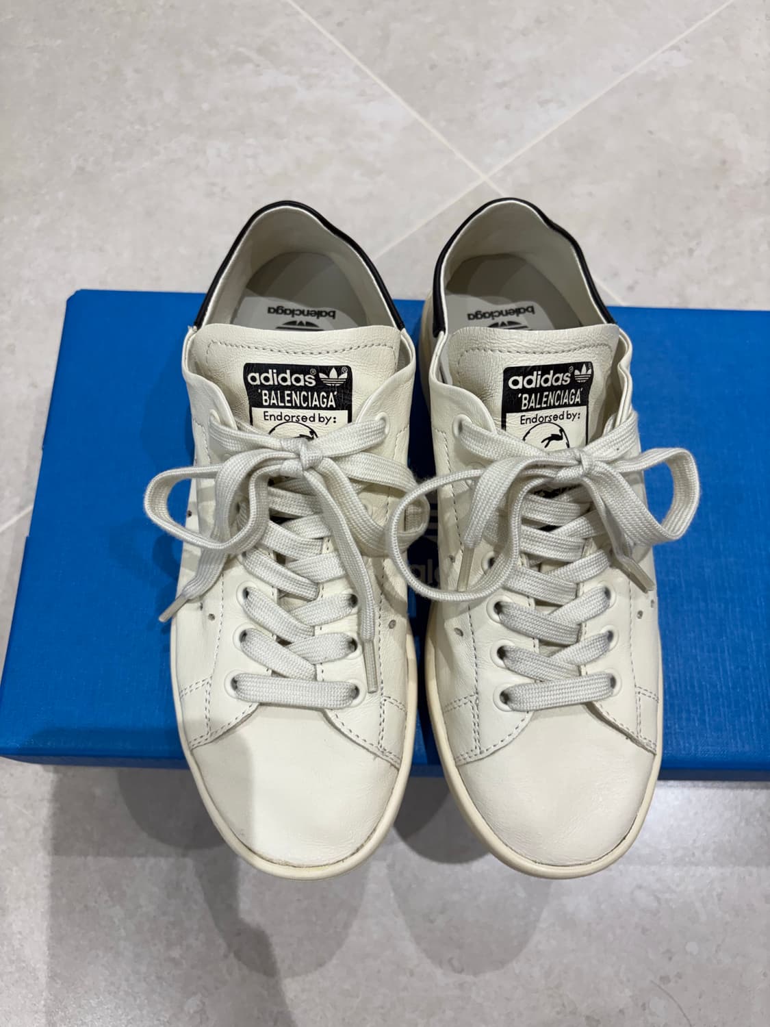 (36) 발렌시아가 x 아디다스 스탠 스미스 오프 화이트 상품이미지1