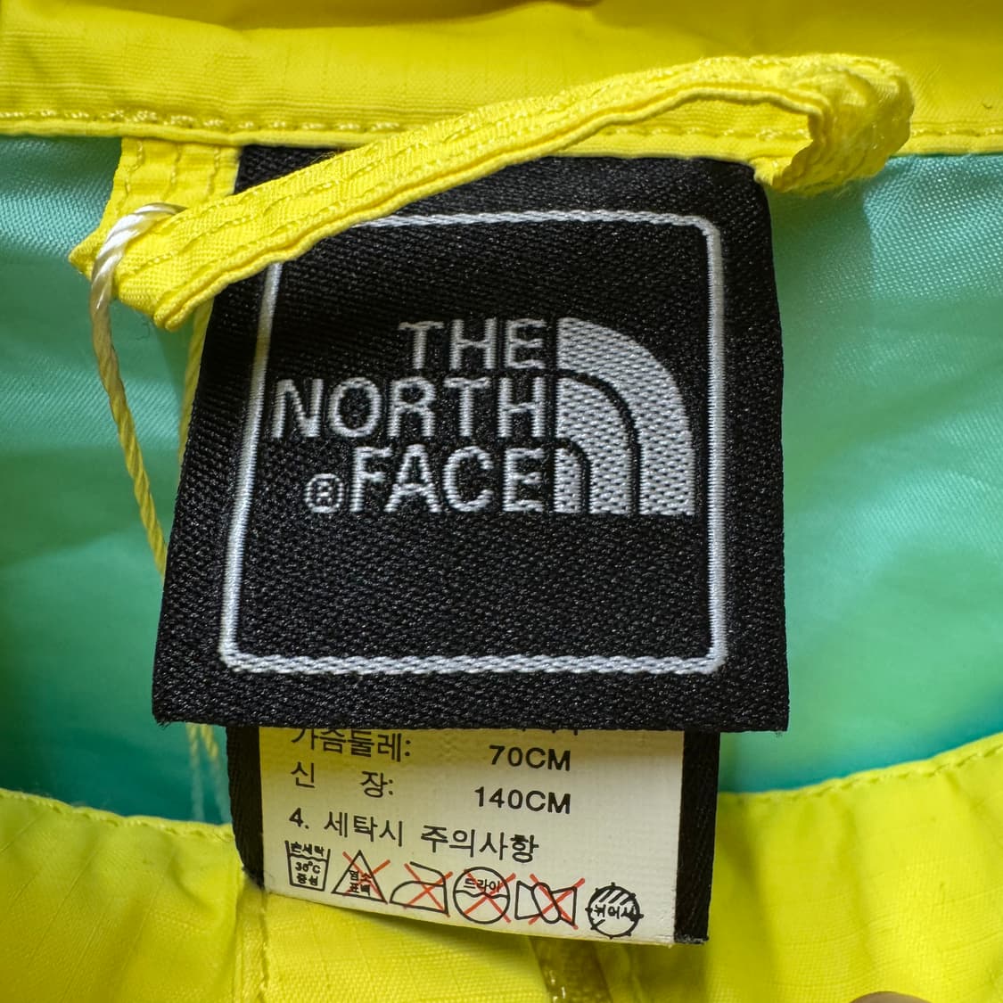 노스페이스 바람막이 점퍼 140 상품이미지2