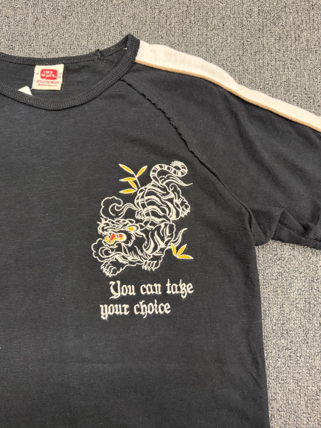 M) Lock Heaven 빈티지 호랑이 자수 반팔 티셔츠 상품이미지3