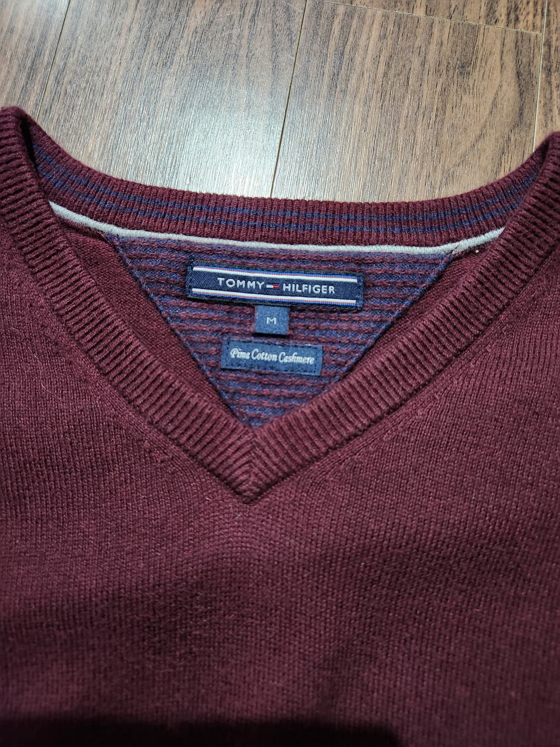 타미힐피거 브이넥 니트M 상품이미지3