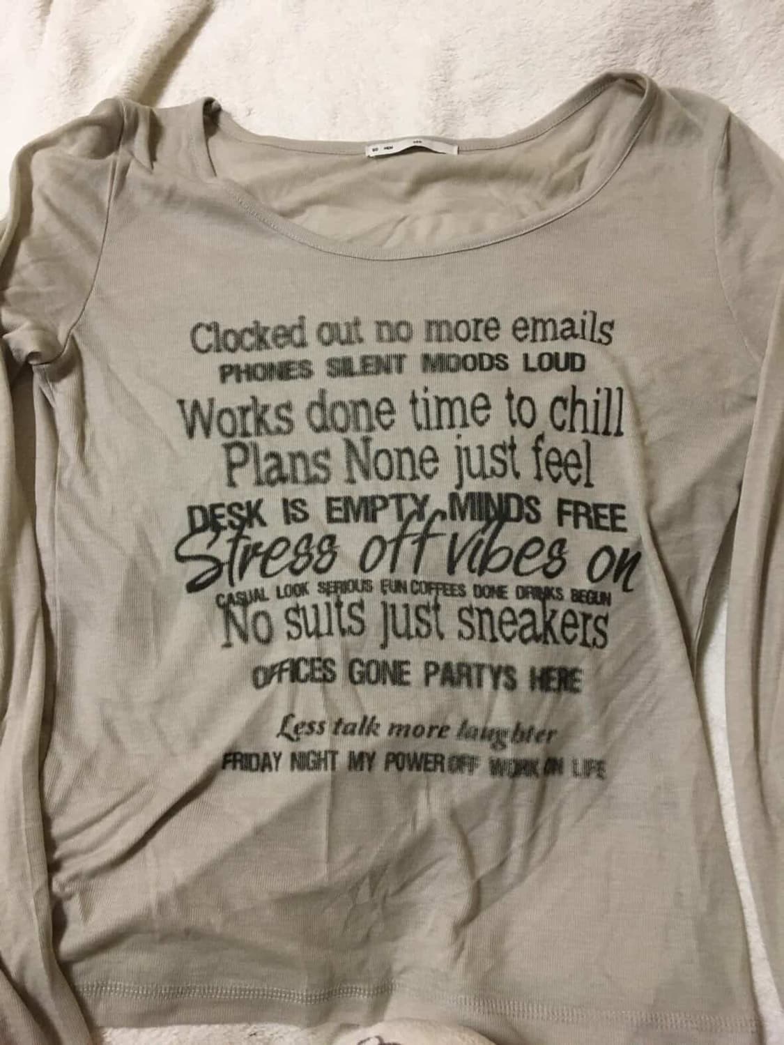 보헤미안서울 스머지드 레터링 티 베이지 상품이미지2