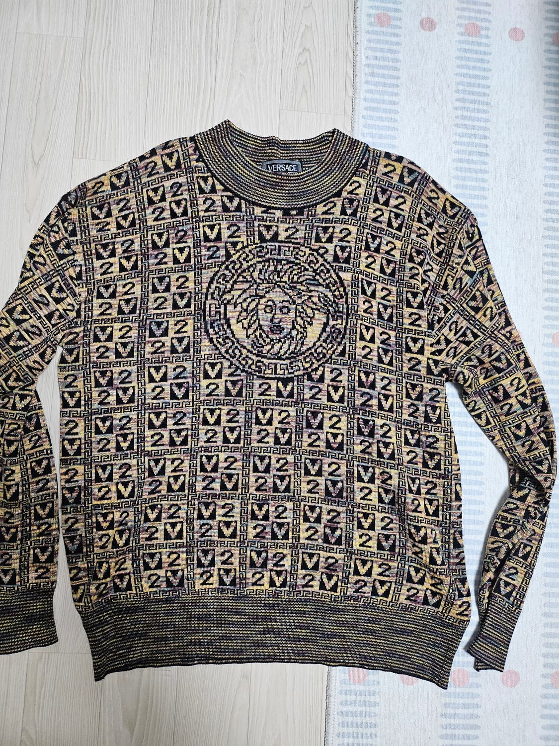 베르사체 v2 메두사 니트 상품이미지1