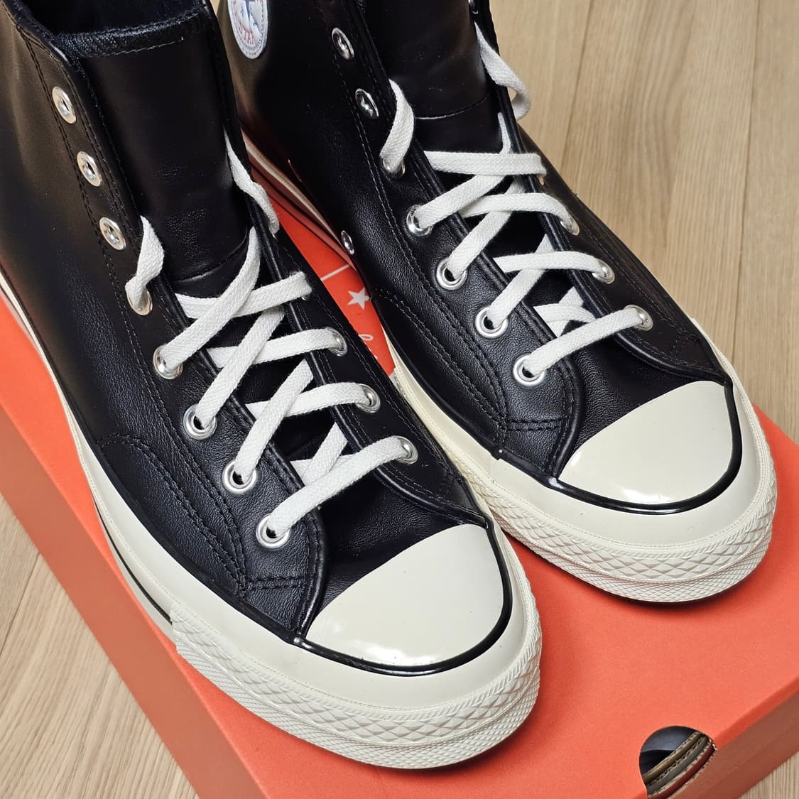 280 새제품) 컨버스 척 70 레더 가죽 블랙 A07200C 릭오웬스맛 상품이미지3