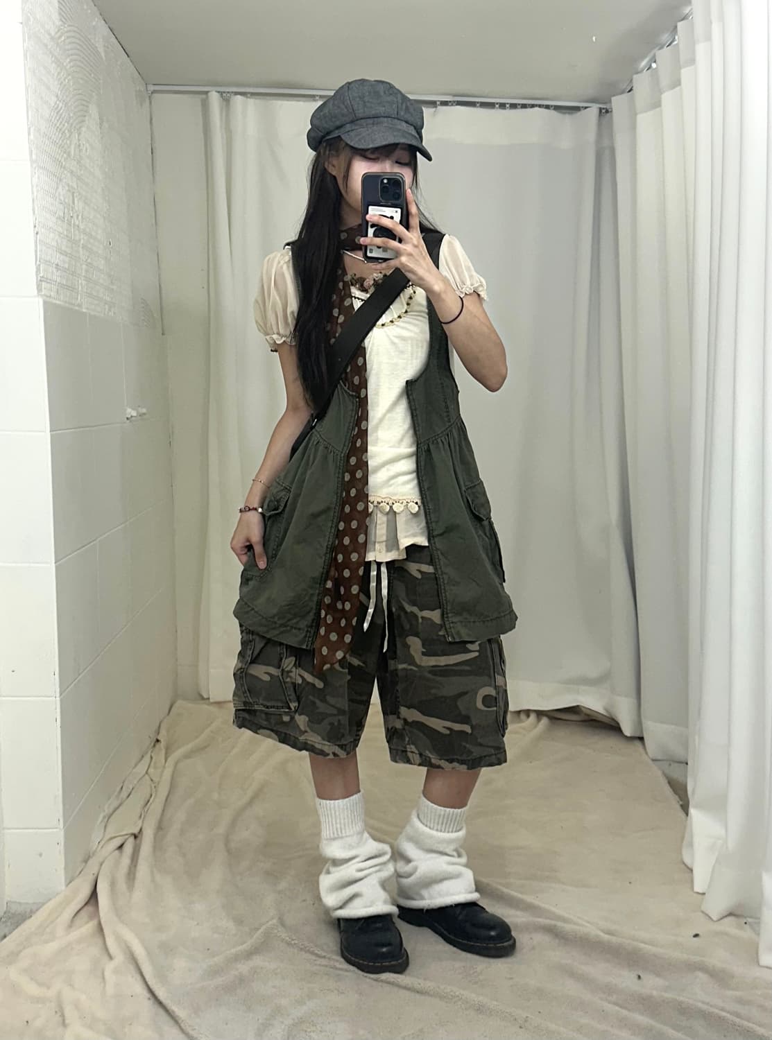 액시즈팜 카키 카고 러힙 코디세트 상품이미지1
