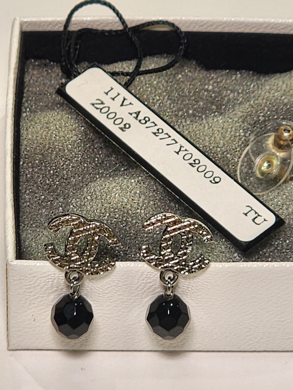 샤넬 CC로고 볼 드롭 귀걸이 상품이미지5