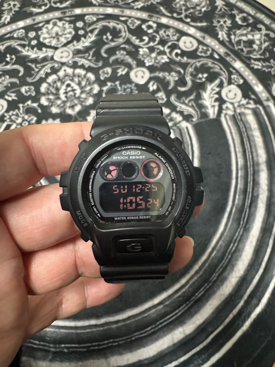 카시오 지샥 DW-6900 올블랙 상품이미지1