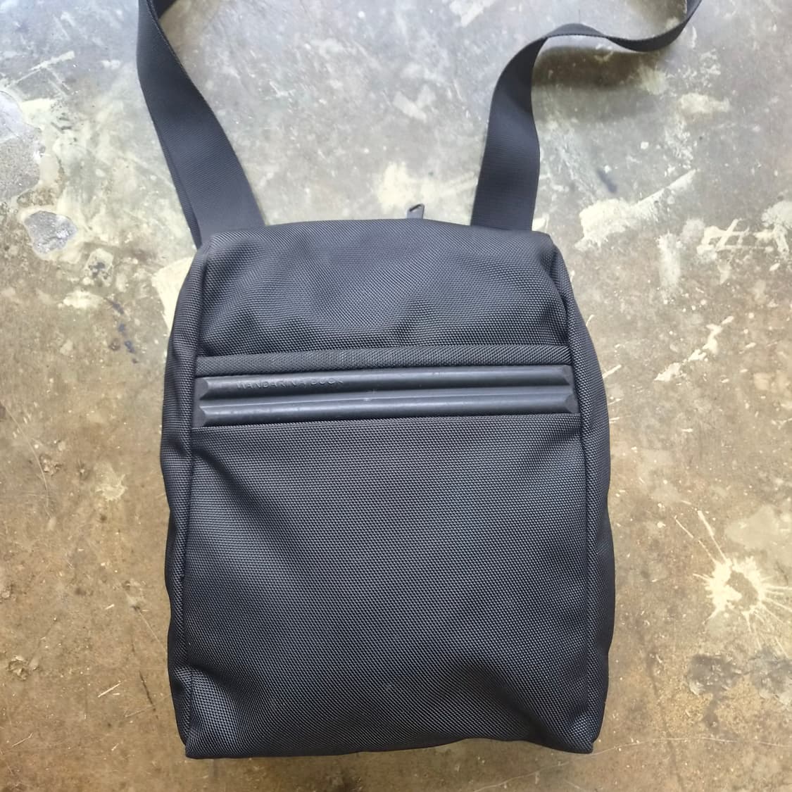 만다리나덕 블랙 크로스백 가방 상품이미지2