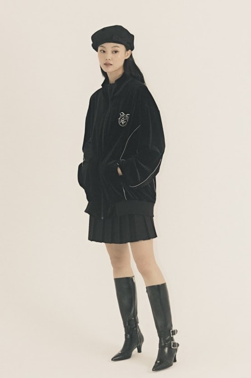 쓰리타임즈 엠파이어 벨벳 트랙 자켓 오버사이즈 상품이미지4