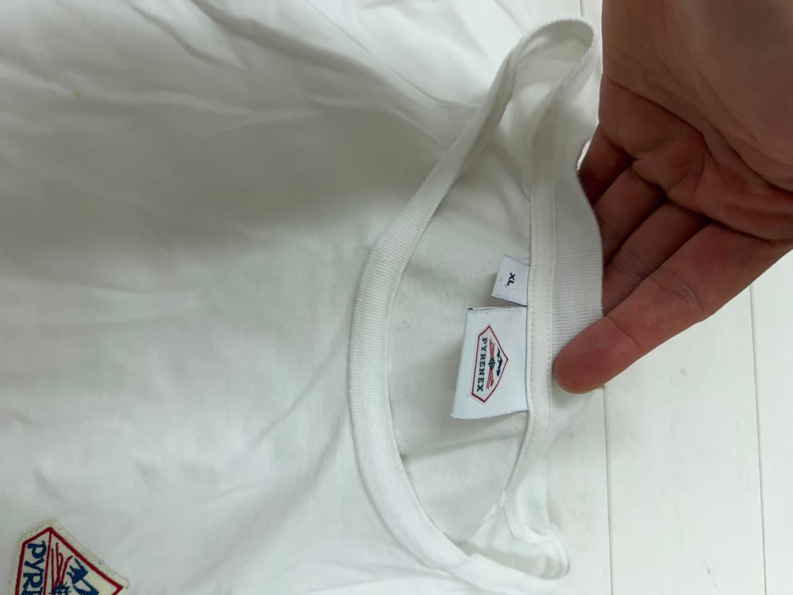 백화점판) 피레넥스 반팔티 XL 사이즈  상태 7.8/10  사진찍고 절 상품이미지4