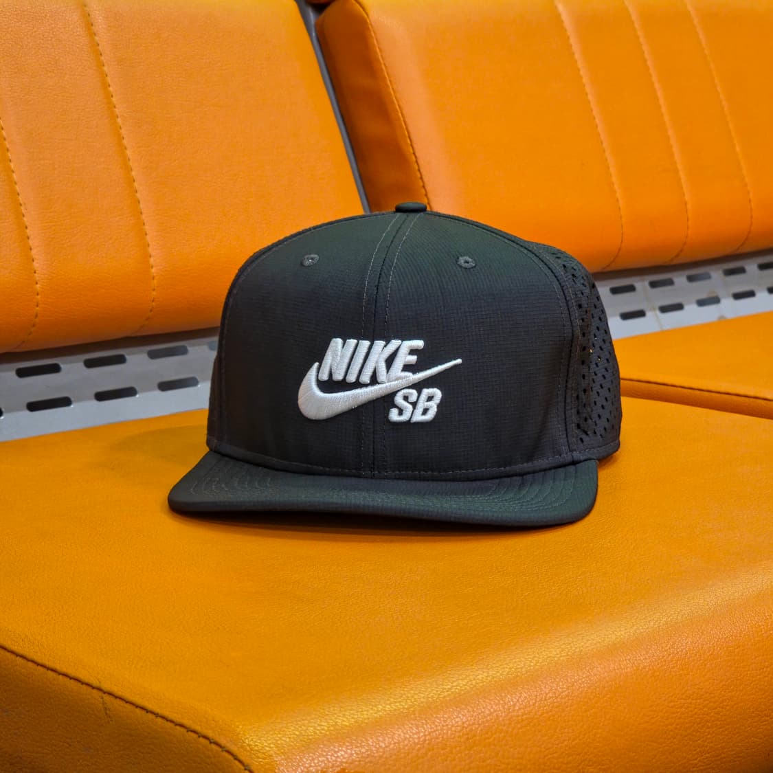 나이키 SB 퍼포먼스 트러커 스냅백 상품이미지1