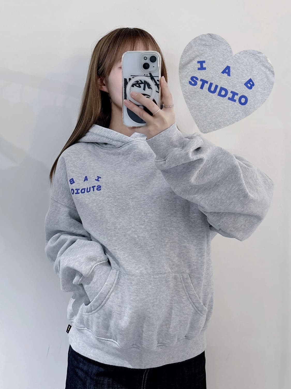 아이앱스튜디오 그레이 빅로고 후드 상품이미지1