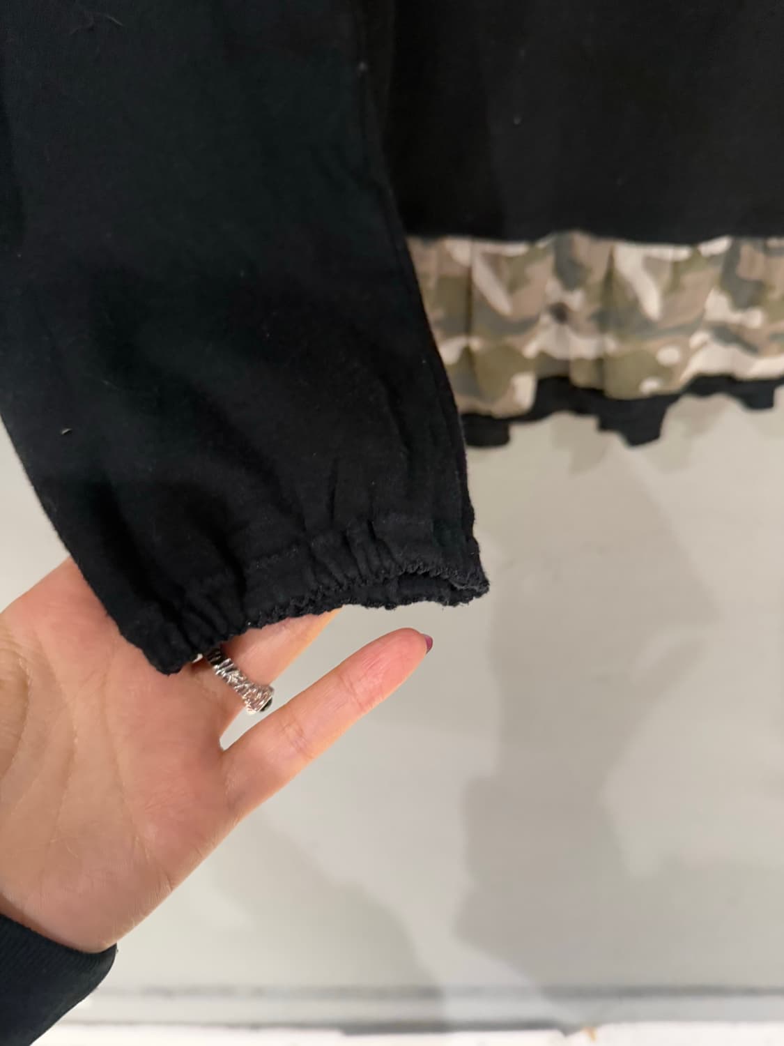 eyelet lettering detail long sleeve 상품이미지10