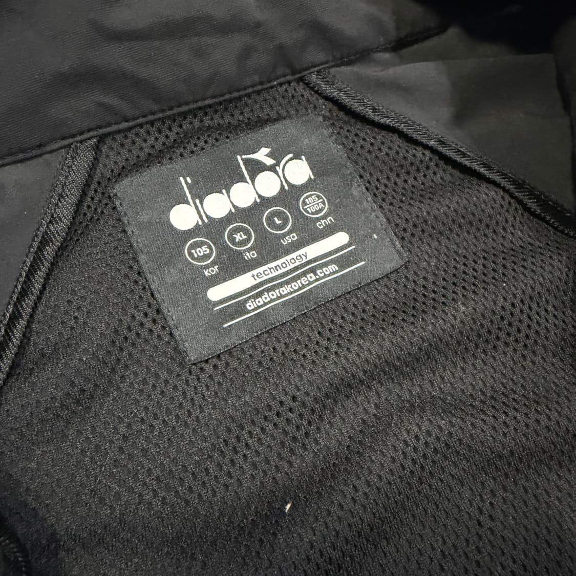 디아도라 나일론 트랙 자켓  상품이미지3