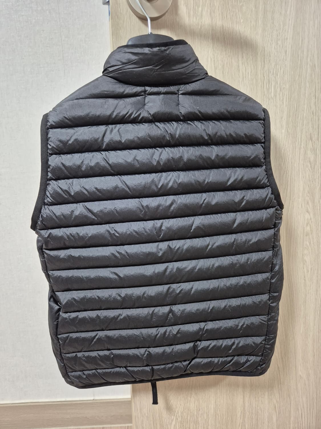 KIDS[8Y] 스톤아일랜드 키즈 로고 패치 경량 조끼 다운패딩 블랙 상품이미지3